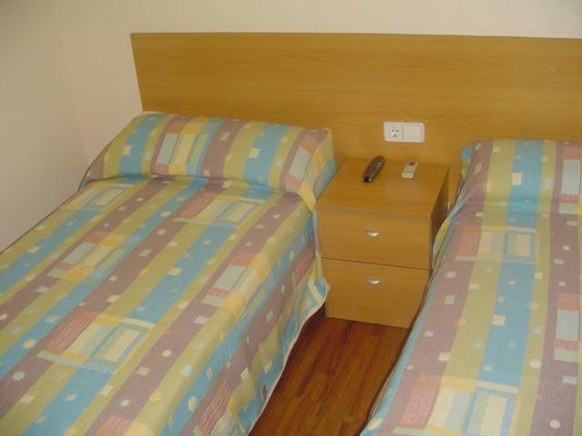 Hostal Vimar La Llosa Екстериор снимка